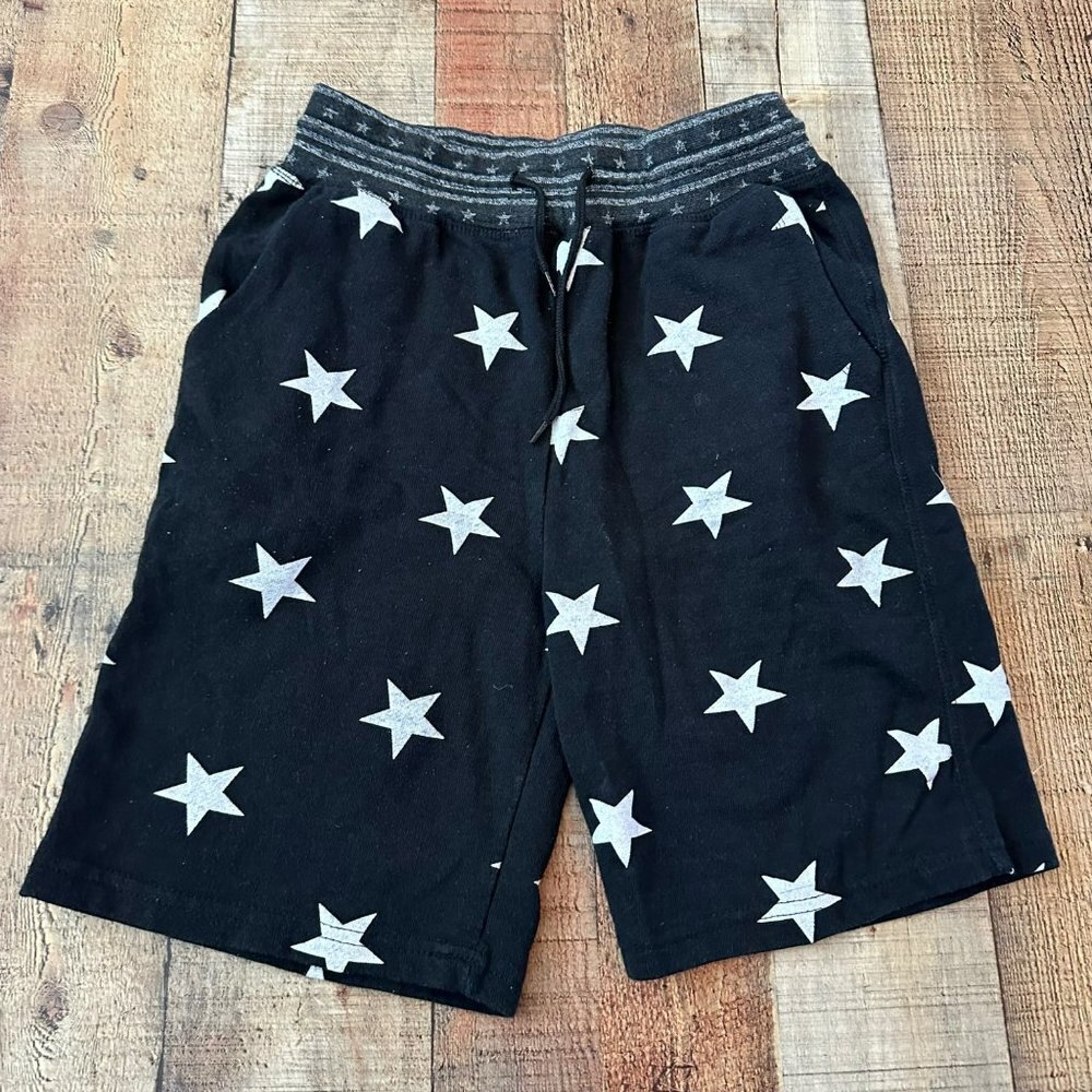 Brooklynn black and white star boy's medium